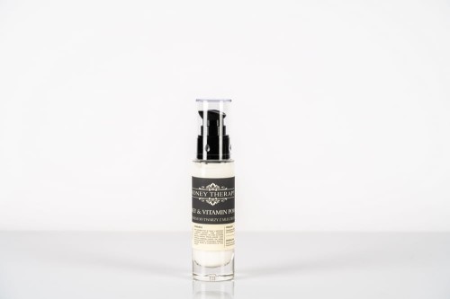 Nawilżający krem do twarzy z mleczkiem pszczelim 50ml